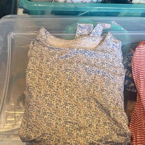 MINNOW women’s Blue and White Floral pajama set in medium